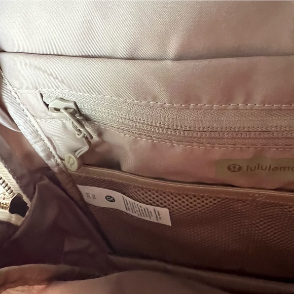 Lululemon Blissful Mini Backpack 11.5L Cream Ivory Gold NWT - Picture 6 of 7